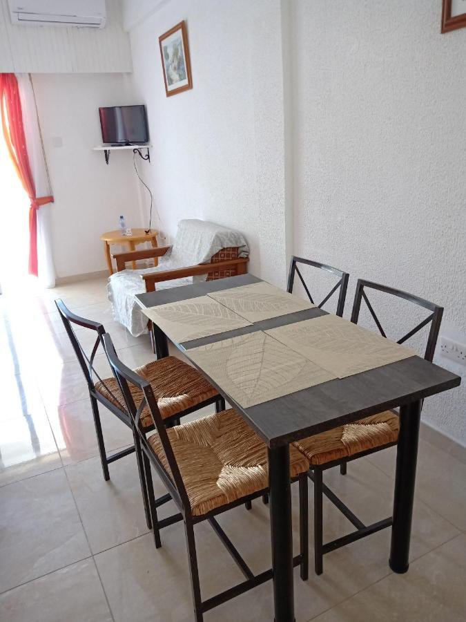 1 Bedroom Apartment Larnaca Exteriér fotografie